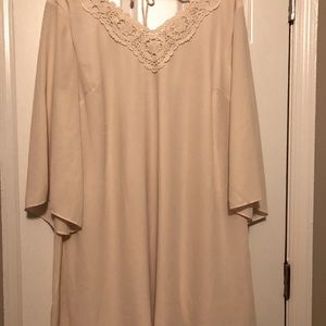 Swng dress tie detail in bk/I’m 5’7 & its @ knees